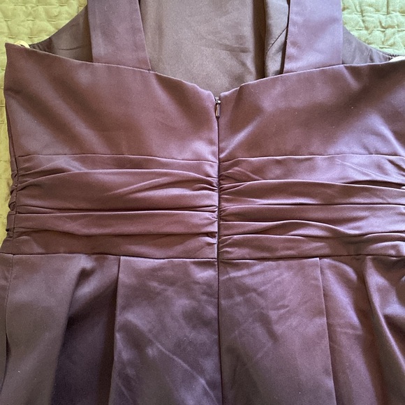 David’s Bridal Bridesmaid Dress. Y-Neck. Pleating. Size 6. Color Lapis. 83690. - Picture 6 of 8